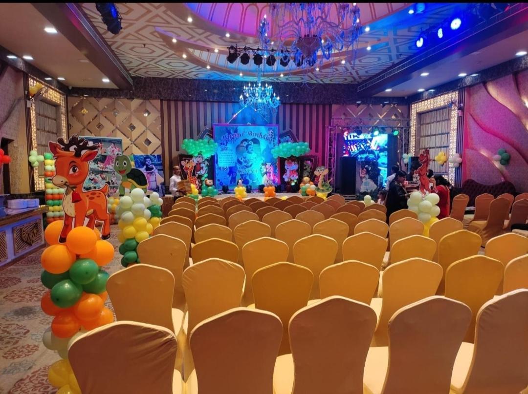 Hotel Sanjay Galaxy,Kanpur Buitenkant foto